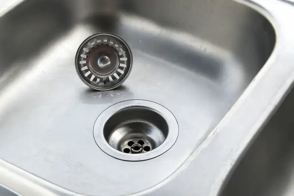 grelha de ralo inox para evitar entupimentos na cozinha