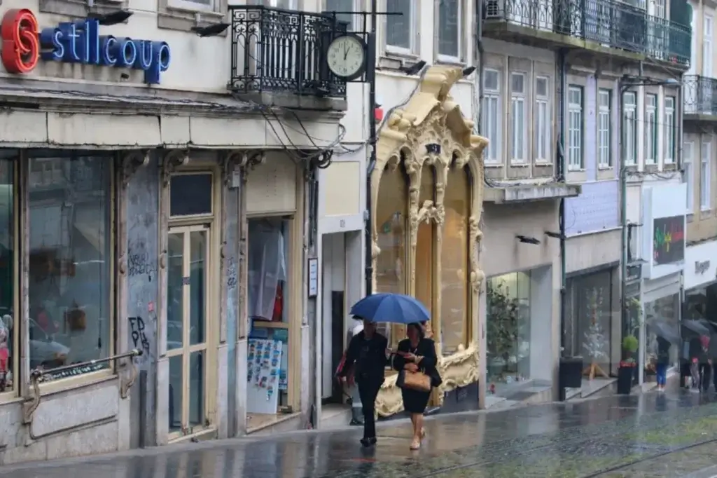 infiltração no teto Porto quem paga